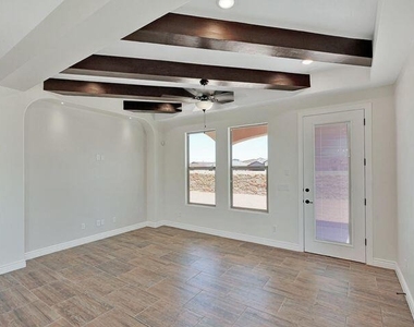 14741 Tierra Harbor Avenue - Photo Thumbnail 12