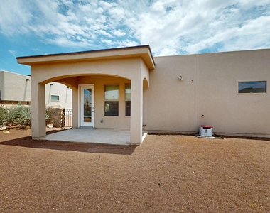 14741 Tierra Harbor Avenue - Photo Thumbnail 38