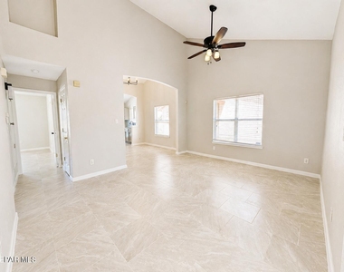 11409 Chickasaw Drive - Photo Thumbnail 7
