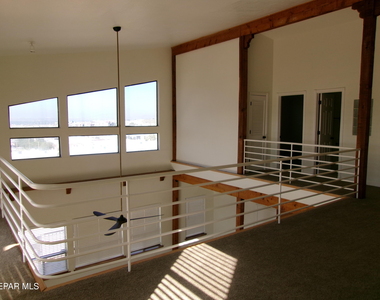 294 Vaquero Lane - Photo Thumbnail 9