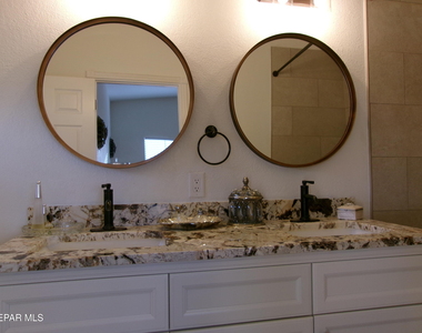 294 Vaquero Lane - Photo Thumbnail 20