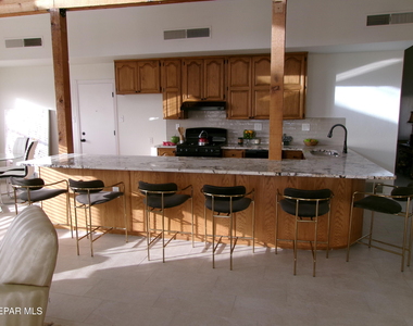 294 Vaquero Lane - Photo Thumbnail 11