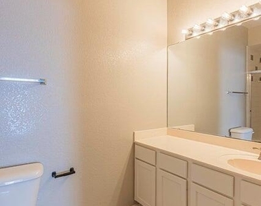 4600 Leeds Avenue - Photo Thumbnail 17