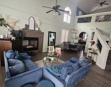12661 Paseo Rosannie Avenue - Photo Thumbnail 4