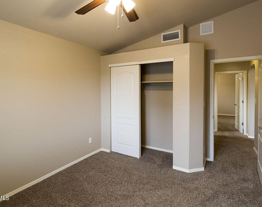 228 Flor Azucena Drive - Photo Thumbnail 10