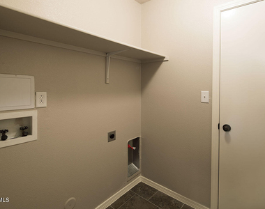 228 Flor Azucena Drive - Photo Thumbnail 16