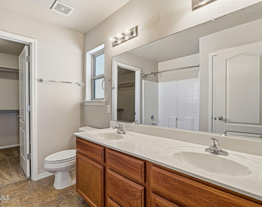228 Flor Azucena Drive - Photo Thumbnail 12
