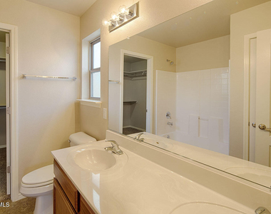228 Flor Azucena Drive - Photo Thumbnail 19