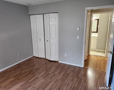 96 Wellington Drive - Photo Thumbnail 10