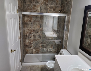 96 Wellington Drive - Photo Thumbnail 8