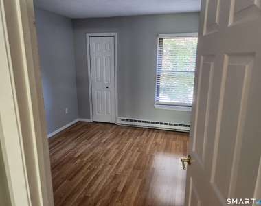96 Wellington Drive - Photo Thumbnail 11