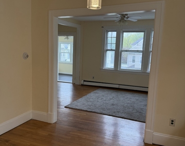 452 Hillside Avenue - Photo Thumbnail 3
