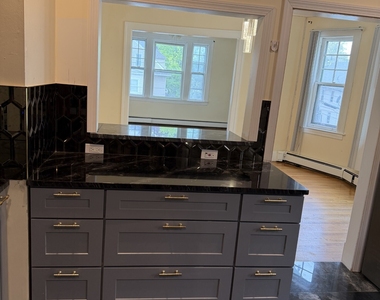 452 Hillside Avenue - Photo Thumbnail 8
