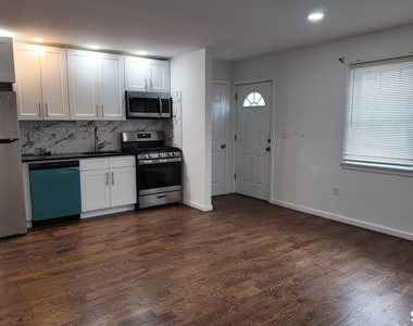 1257 Howard Avenue - Photo Thumbnail 1