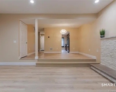 101 Farmington Chase Crescent - Photo Thumbnail 6