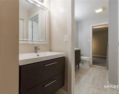 101 Farmington Chase Crescent - Photo Thumbnail 14