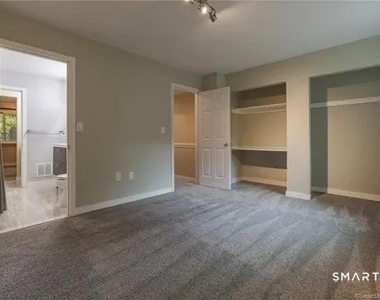 101 Farmington Chase Crescent - Photo Thumbnail 11