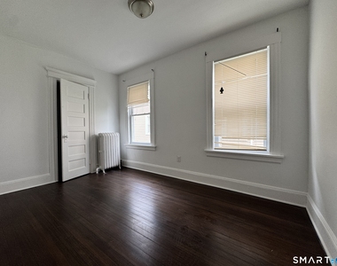 53-55 Myrtle Avenue - Photo Thumbnail 6