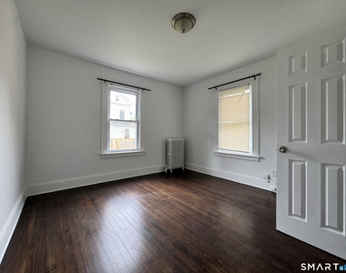 53-55 Myrtle Avenue - Photo Thumbnail 11