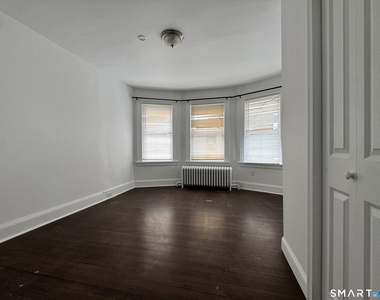 53-55 Myrtle Avenue - Photo Thumbnail 7