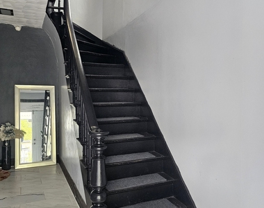 141 Crown Street - Photo Thumbnail 1