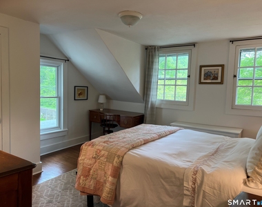 269 Farmingville Road - Photo Thumbnail 10