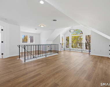 426 Main Street - Photo Thumbnail 1