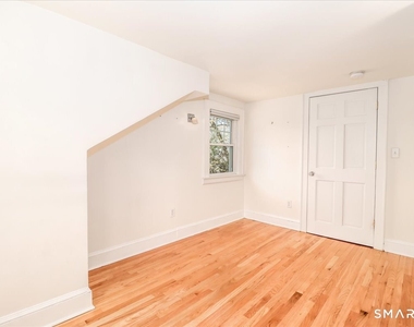 25 Maplewood Avenue - Photo Thumbnail 24