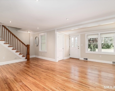 25 Maplewood Avenue - Photo Thumbnail 9