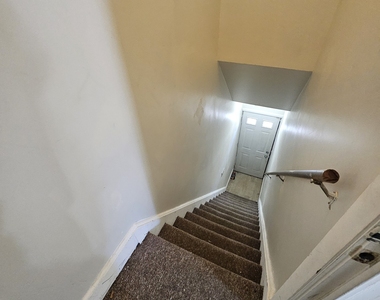 236 Brooks Street - Photo Thumbnail 7
