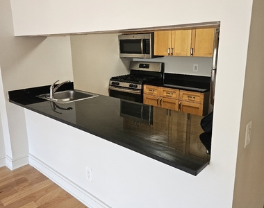 323 west 96 - Photo Thumbnail 8