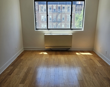323 west 96 - Photo Thumbnail 1