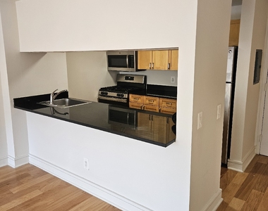 323 west 96 - Photo Thumbnail 7