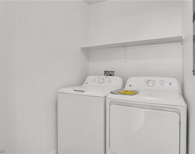 3520 Glorious Iris Place - Photo Thumbnail 10