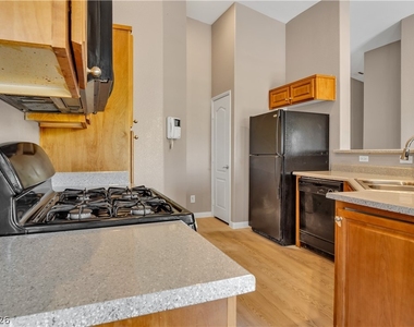 3520 Glorious Iris Place - Photo Thumbnail 5