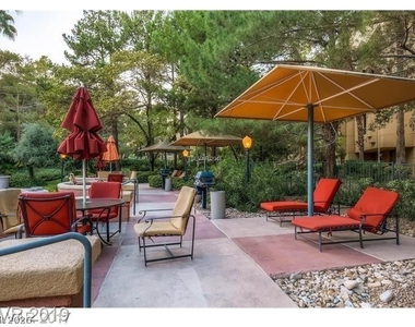 270 E Flamingo Road - Photo Thumbnail 10