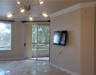 270 E Flamingo Road - Photo Thumbnail 1