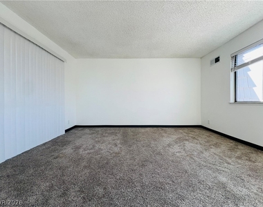 3744 Pilgrim Street - Photo Thumbnail 9