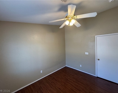 1326 Dusty Creek Street - Photo Thumbnail 28