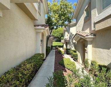 1501 Cardinal Peak Lane - Photo Thumbnail 2