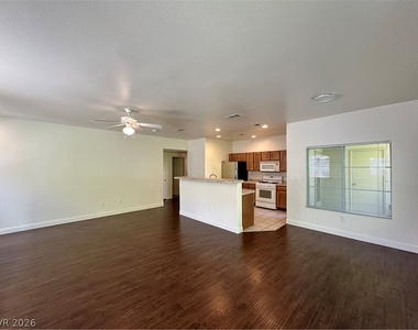 1501 Cardinal Peak Lane - Photo Thumbnail 4