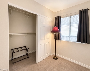 5026 River Glen Drive - Photo Thumbnail 12
