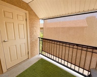 5026 River Glen Drive - Photo Thumbnail 16