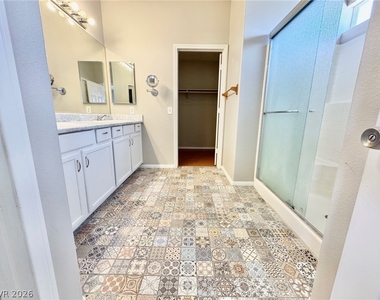 1092 Whispering Birch Avenue - Photo Thumbnail 10