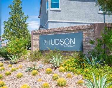 2715 Amazing Meadows Avenue - Photo Thumbnail 39