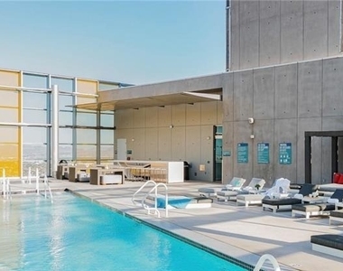 3722 Las Vegas Boulevard - Photo Thumbnail 14