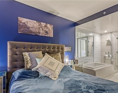 3722 Las Vegas Boulevard - Photo Thumbnail 8