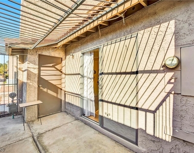 4189 Mississippi Avenue - Photo Thumbnail 12