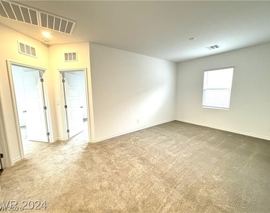 8336 Rowan Ridge Avenue - Photo Thumbnail 6