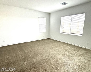 8336 Rowan Ridge Avenue - Photo Thumbnail 8